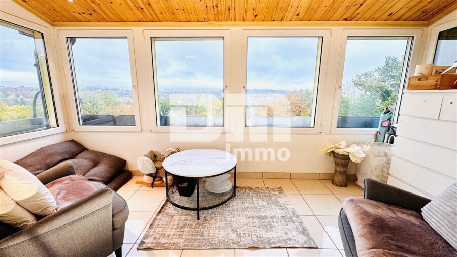 Modernisiertes 1 bis 2 Familienhaus mit DG-Ausbau BJ 02/03 und Panoramablick am Rüsteberg - WE1 DG Wintergarten mit Panoramablick auf Kassel